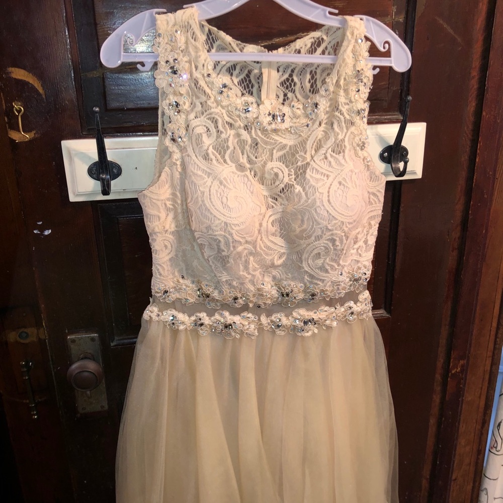 Cream Colored Dress for Special Occasions